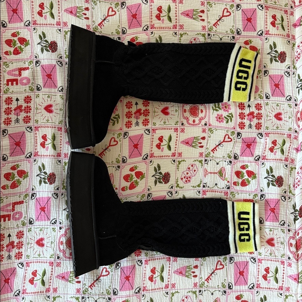 UGG knit  tall boots Limited, edition